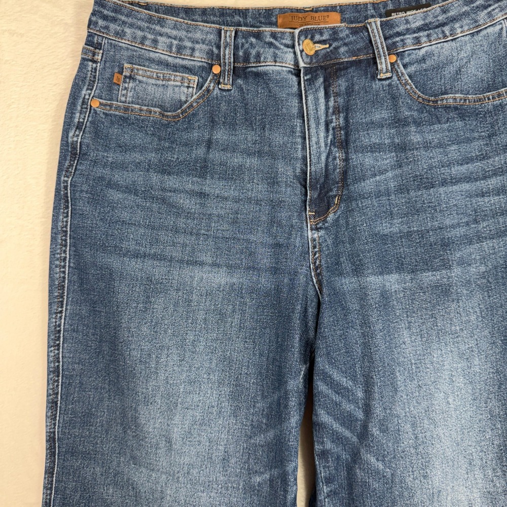 Judy Blue 20W Retro Wide Leg Jeans High Rise Medium Wash JB88847 DK-CO Stretch - Picture 4 of 16